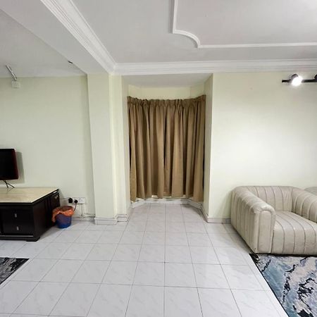 Azzalea 3-Bedroom Apartment Cameron Highlands Tanah Rata Esterno foto